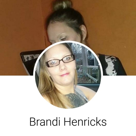 BEWARE Of Brandi Henricks THIEF! - Picture 7 of 8